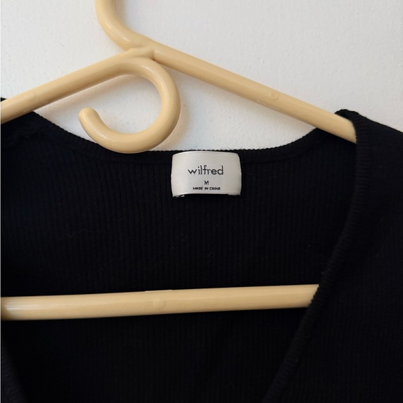 Wilfred Black Tie Crop Top - Picture 3 of 3